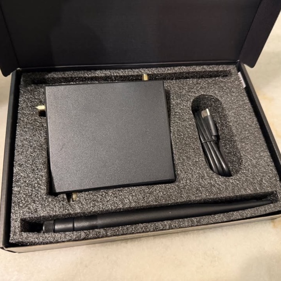 Hak5 WiFi Pineapple Mark VII 7 - Picture 6 of 7